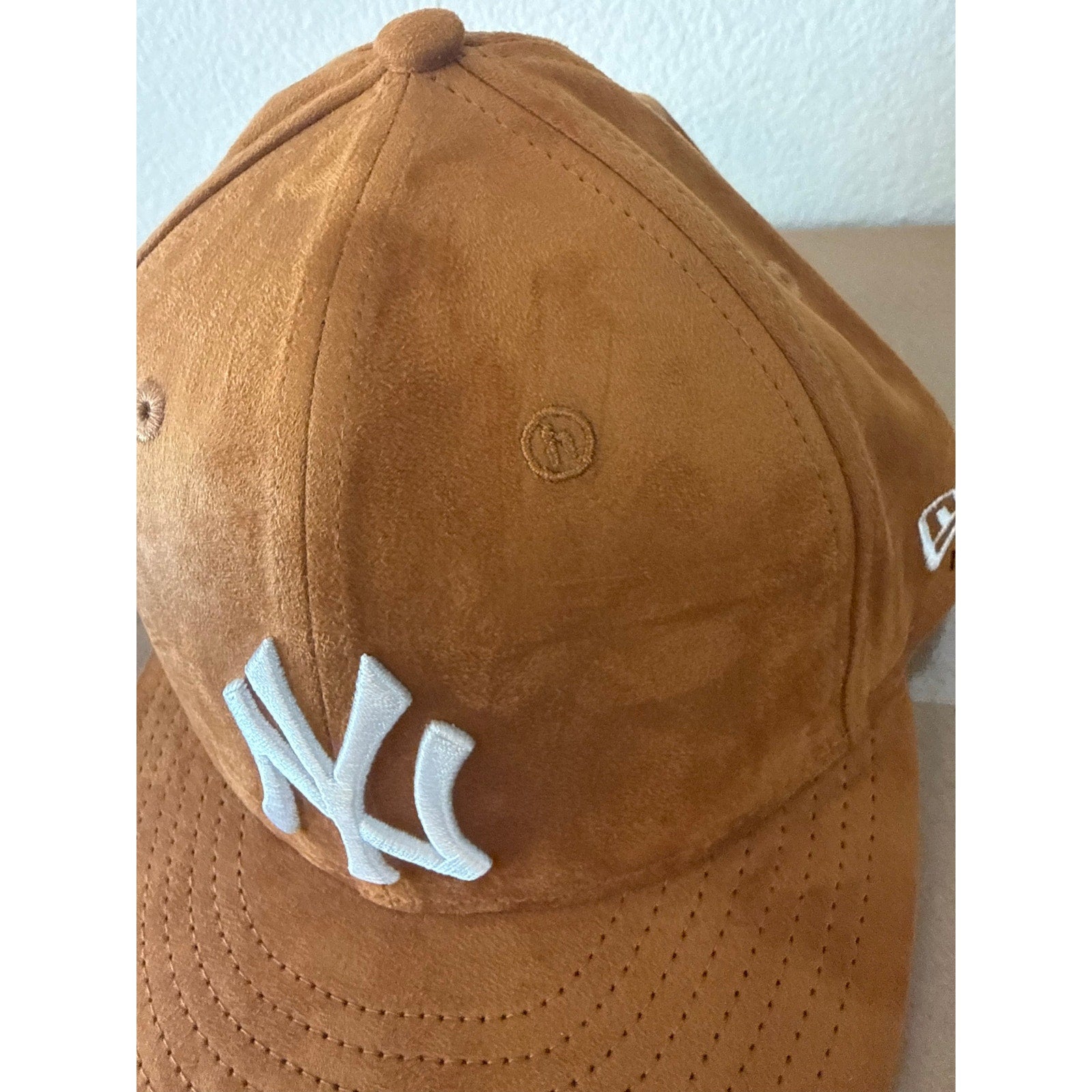 Hidden NY x New Era New York Yankees 59FIFTY Low Profile Fitted Hat Brown 7 5/8