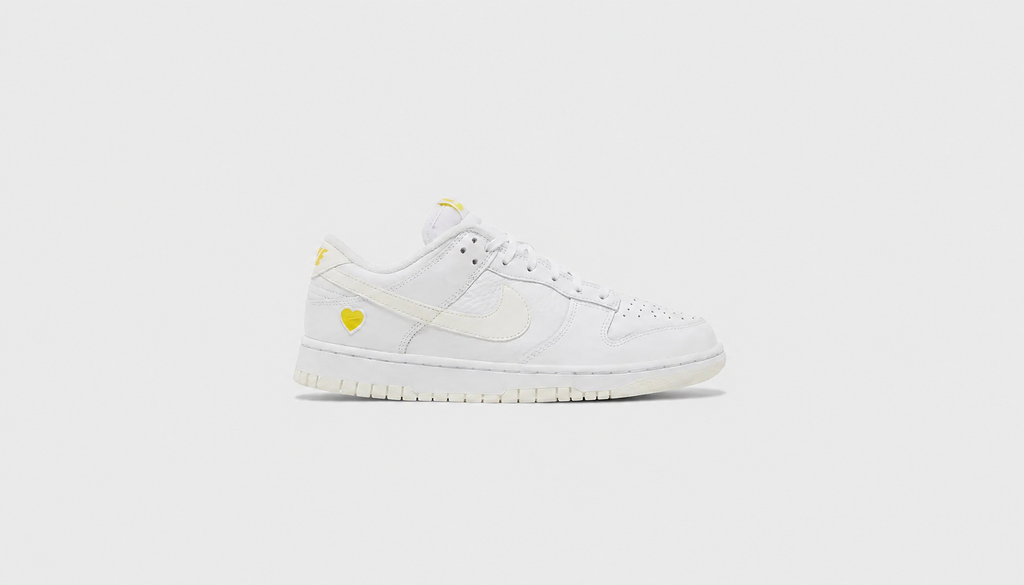 Nike Wmns Dunk Low 'Valentine's Day - Yellow Heart'