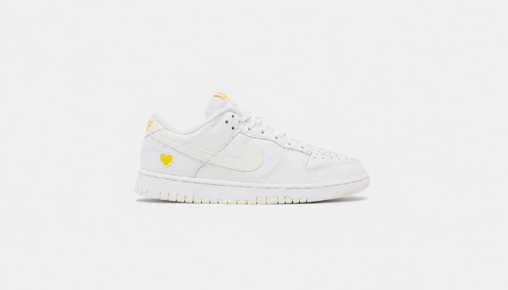 Nike Wmns Dunk Low 'Valentine's Day - Yellow Heart'