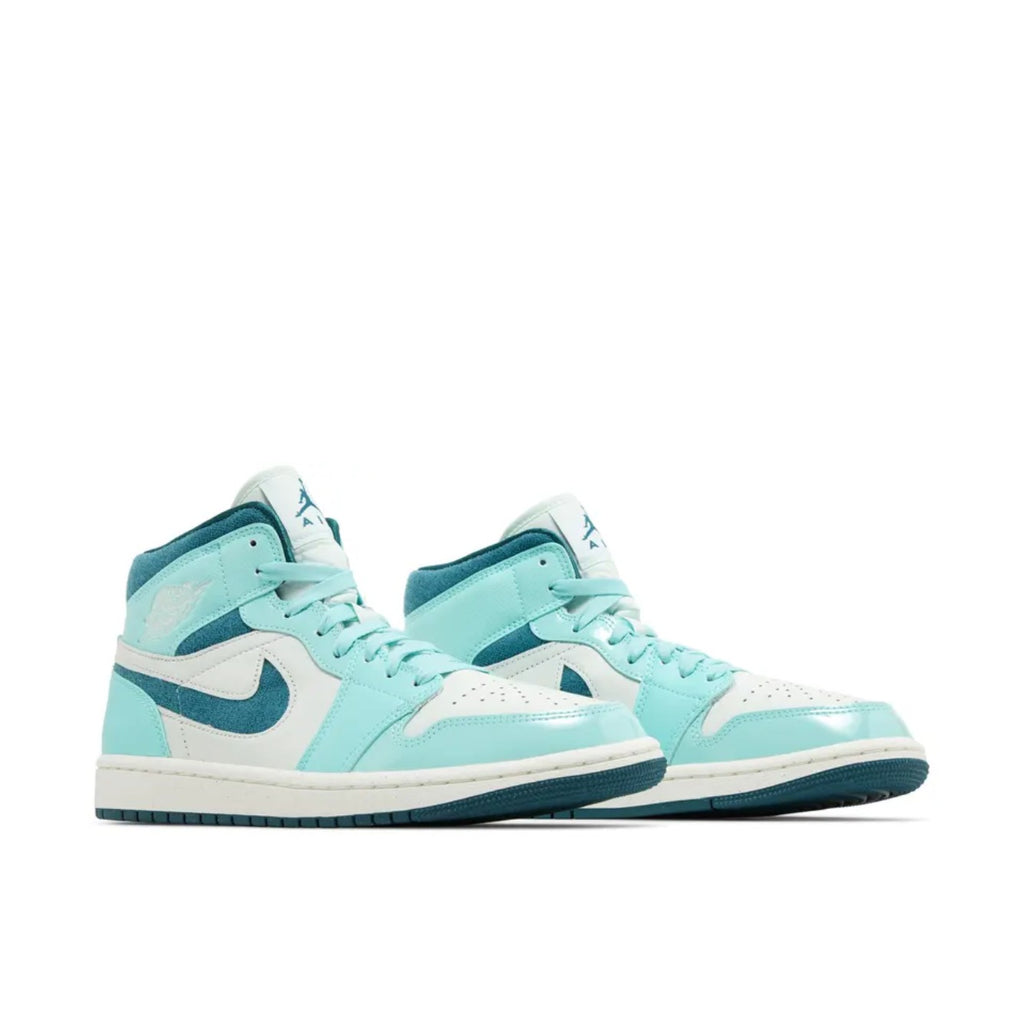 Air Jordan Wmns 1 Mid SE 'Bleached Turquoise'