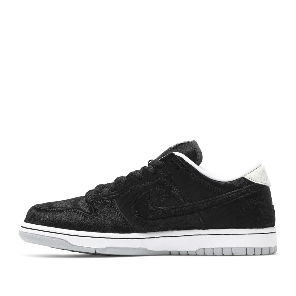 Medicom Toy x Nike Dunk Low SB 'BE@RBRICK'